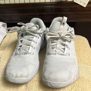 Nike Hyperspeed Volleyball Court Shoes